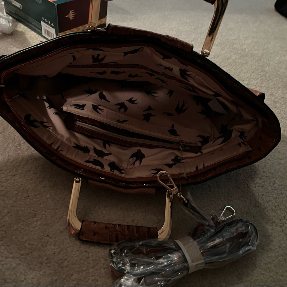 Large brown leather purse - Picture 2 of 2